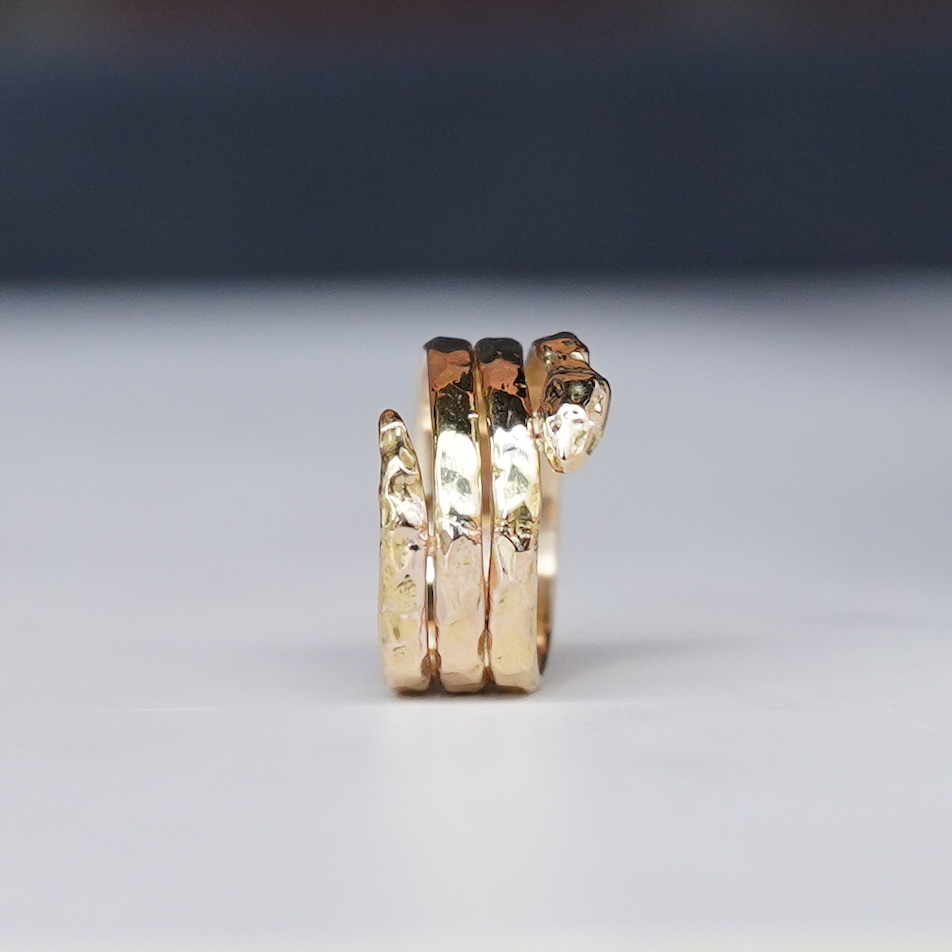 Serpentine Ring