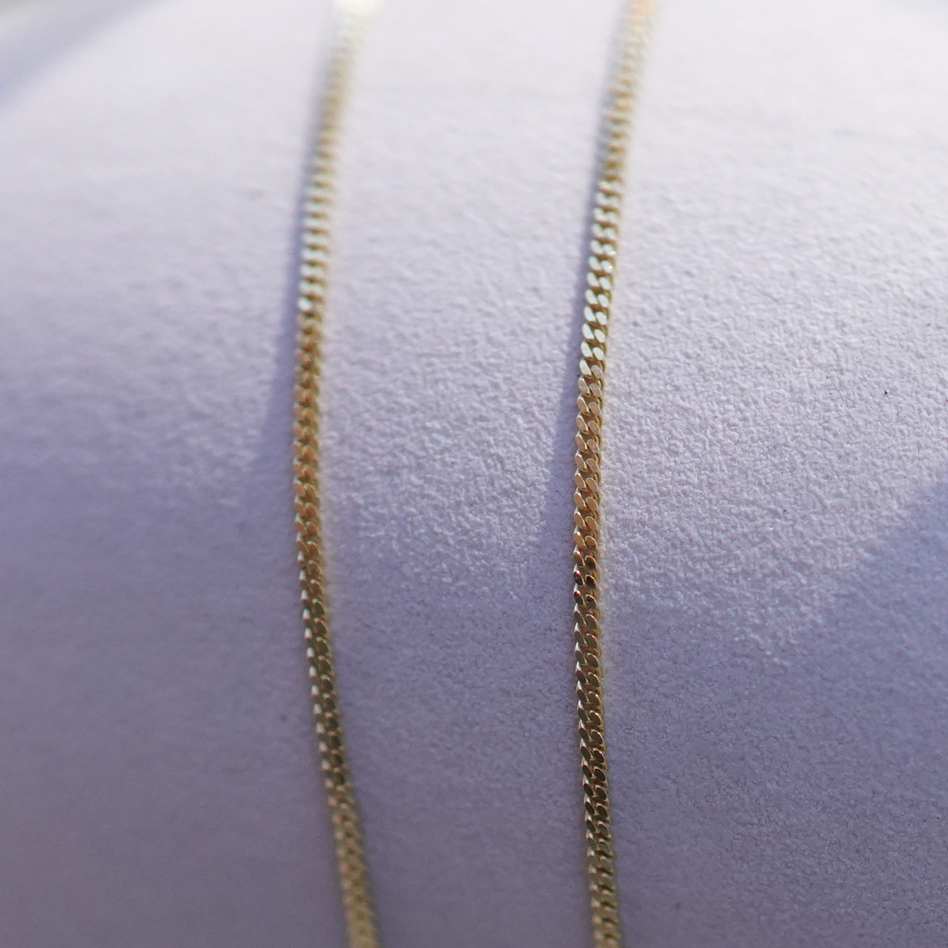 Petite Curb Necklace